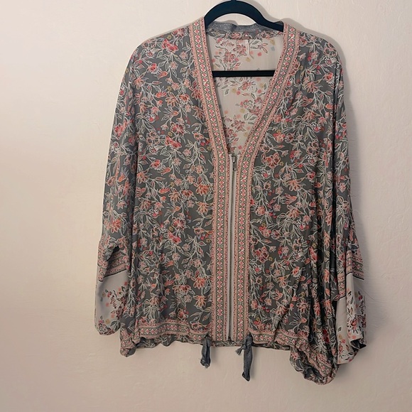 Free People Light Jacket - Picture 2 of 8